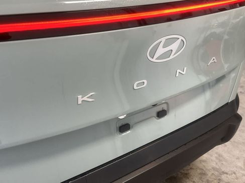 Used 2024 Hyundai Kona SE FWD image 10