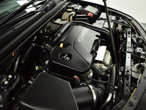 Used 2016 Chevrolet Malibu LT image 23