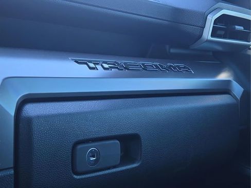 Used 2024 Toyota Tacoma SR5 image 27