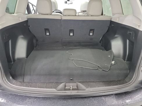 Used 2015 Subaru Forester 2.5i Premium w/ All-Weather Package AWD/4WD image 26