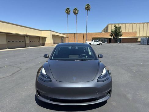 Used 2022 Tesla Model 3 Performance AWD/4WD image 2