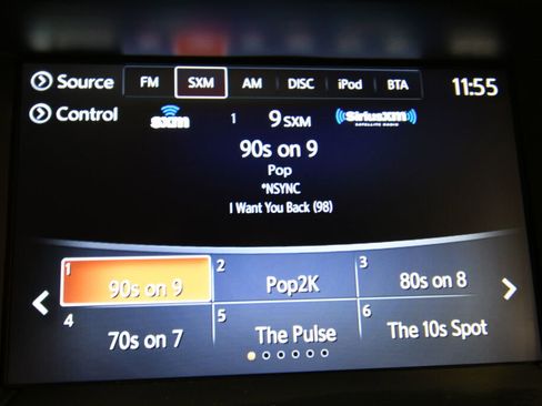 Used 2019 Nissan Pathfinder S image 15