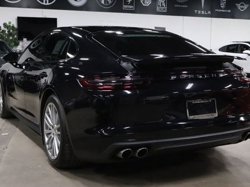 Used 2017 Porsche Panamera 4S image 3