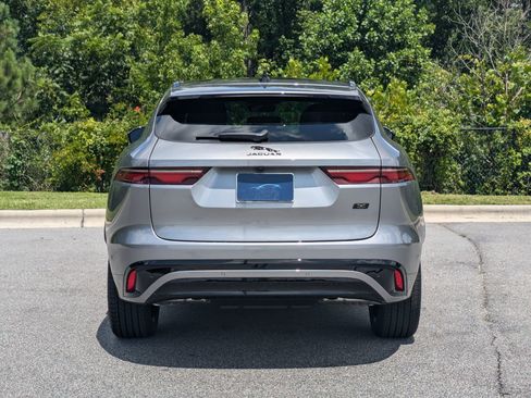 New 2026 Jaguar F-PACE R-Dynamic S image 6