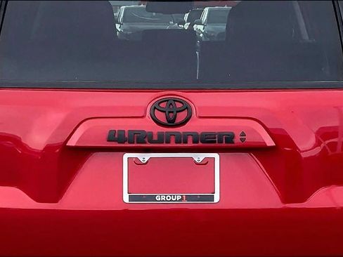 Used 2024 Toyota 4Runner SR5 Premium w/ Moonroof Package AWD/4WD image 31