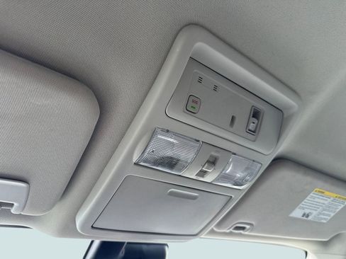 Certified 2021 Nissan Titan SV w/ SV Convenience Package image 29