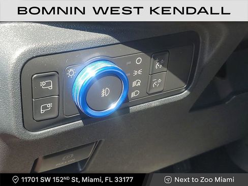 Used 2022 Ford Bronco Wildtrak image 13