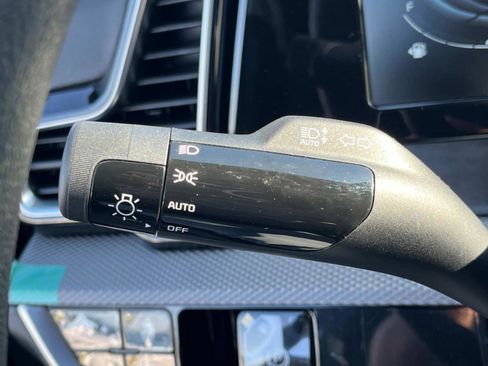 New 2025 Kia Sportage LX FWD image 30