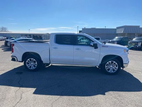Used 2024 Chevrolet Silverado 1500 LTZ w/ LTZ Premium Package AWD/4WD image 7