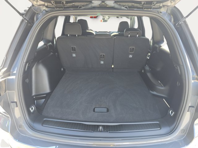 Certified 2025 Jeep Grand Cherokee Laredo X AWD/4WD image 32