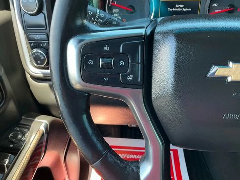 Used 2021 Chevrolet Silverado 1500 LT image 26