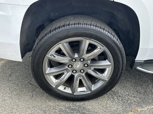 Used 2015 Chevrolet Tahoe LTZ RWD image 21