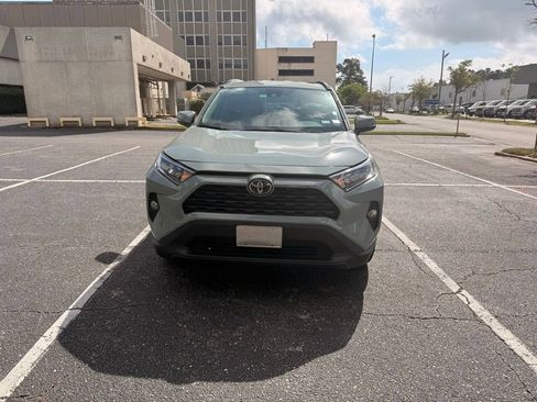 Used 2021 Toyota RAV4 XLE image 2
