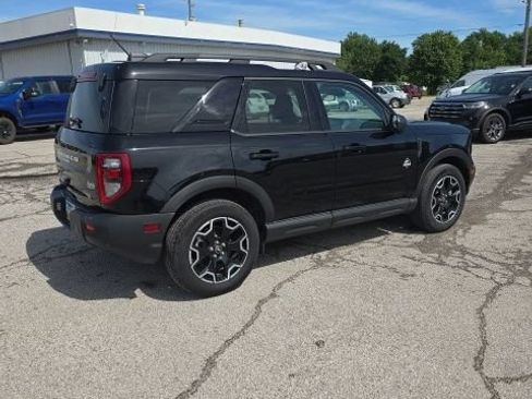 Used 2025 Ford Bronco Sport Outer Banks w/ Outer Banks Tech Package+ AWD/4WD image 3