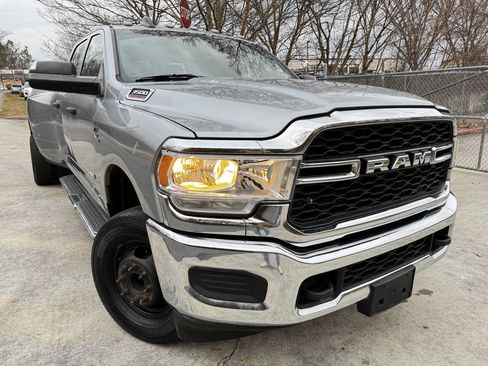 Used 2021 RAM 3500 Tradesman image 3