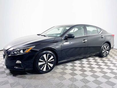 Certified 2022 Nissan Altima 2.5 SV