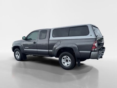 Used 2012 Toyota Tacoma 4x4 Access Cab V6 image 3