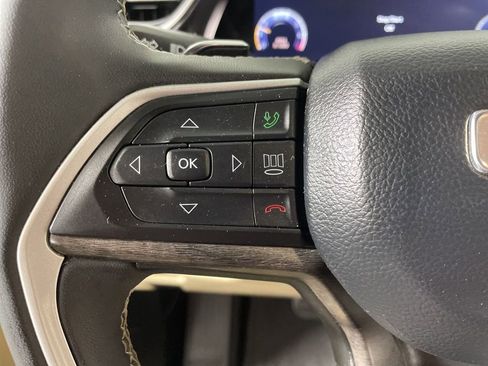 Used 2023 Jeep Grand Cherokee L Limited image 13