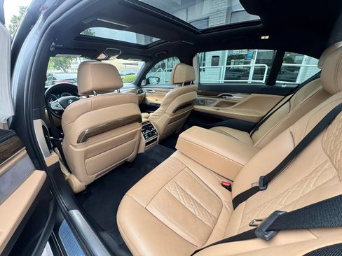 Used 2016 BMW 750i xDrive AWD/4WD image 16