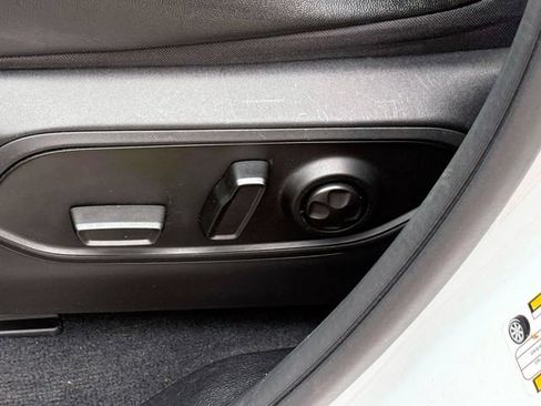 Used 2023 Jeep Grand Cherokee 4WD 4xe image 19