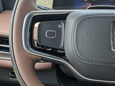 New 2026 Lincoln Navigator L Reserve AWD/4WD image 29