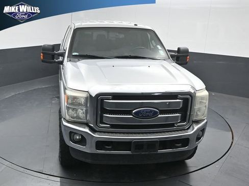 Used 2015 Ford F250 Lariat w/ Lariat Interior Package image 10