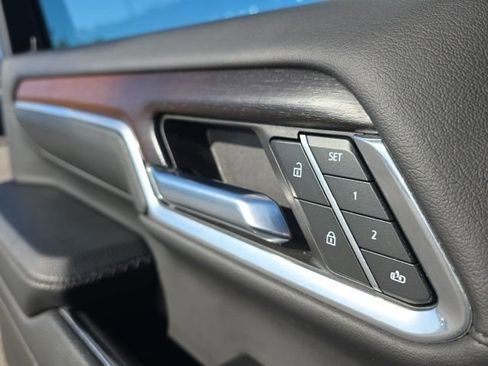 Used 2024 GMC Sierra 2500 Denali w/ Denali Reserve Package image 25