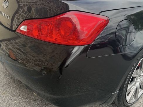 Used 2011 INFINITI G37 Convertible w/ Premium Pkg RWD image 14