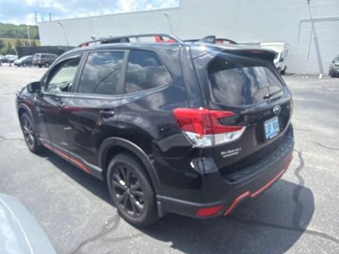 Used 2023 Subaru Forester Sport AWD/4WD image 3