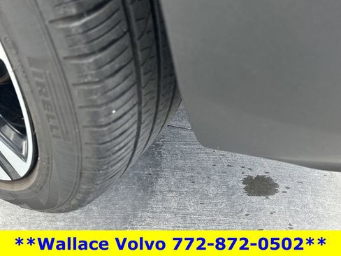 Used 2023 Volvo XC40 B5 Plus w/ Protection Package Premier AWD/4WD image 11