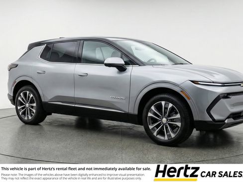 Used 2025 Chevrolet Equinox LT image 1