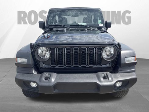 Used 2024 Jeep Wrangler Sport AWD/4WD image 2