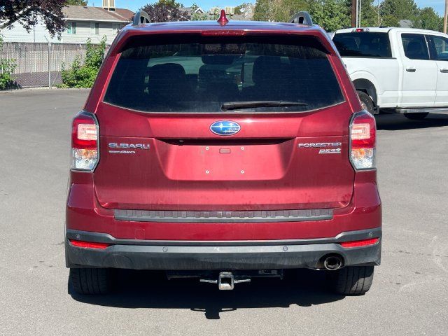 Used 2017 Subaru Forester 2.5i Touring AWD/4WD image 5