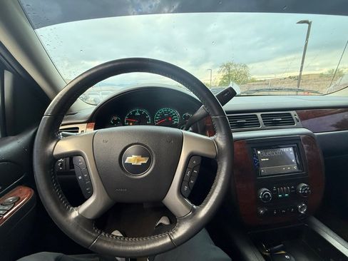 Used 2013 Chevrolet Avalanche LS w/ All-Star Edition image 21