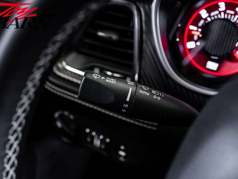 Used 2022 Dodge Challenger SRT Hellcat RWD image 31