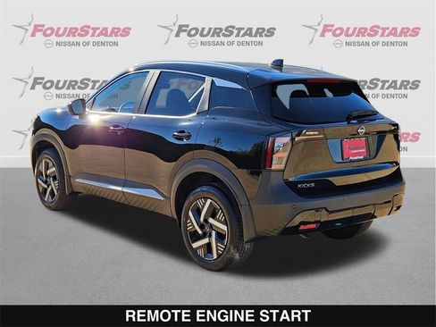 New 2026 Nissan Kicks SV image 7