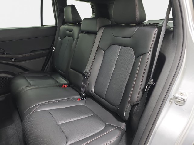 Used 2026 Jeep Cherokee Limited AWD/4WD image 13