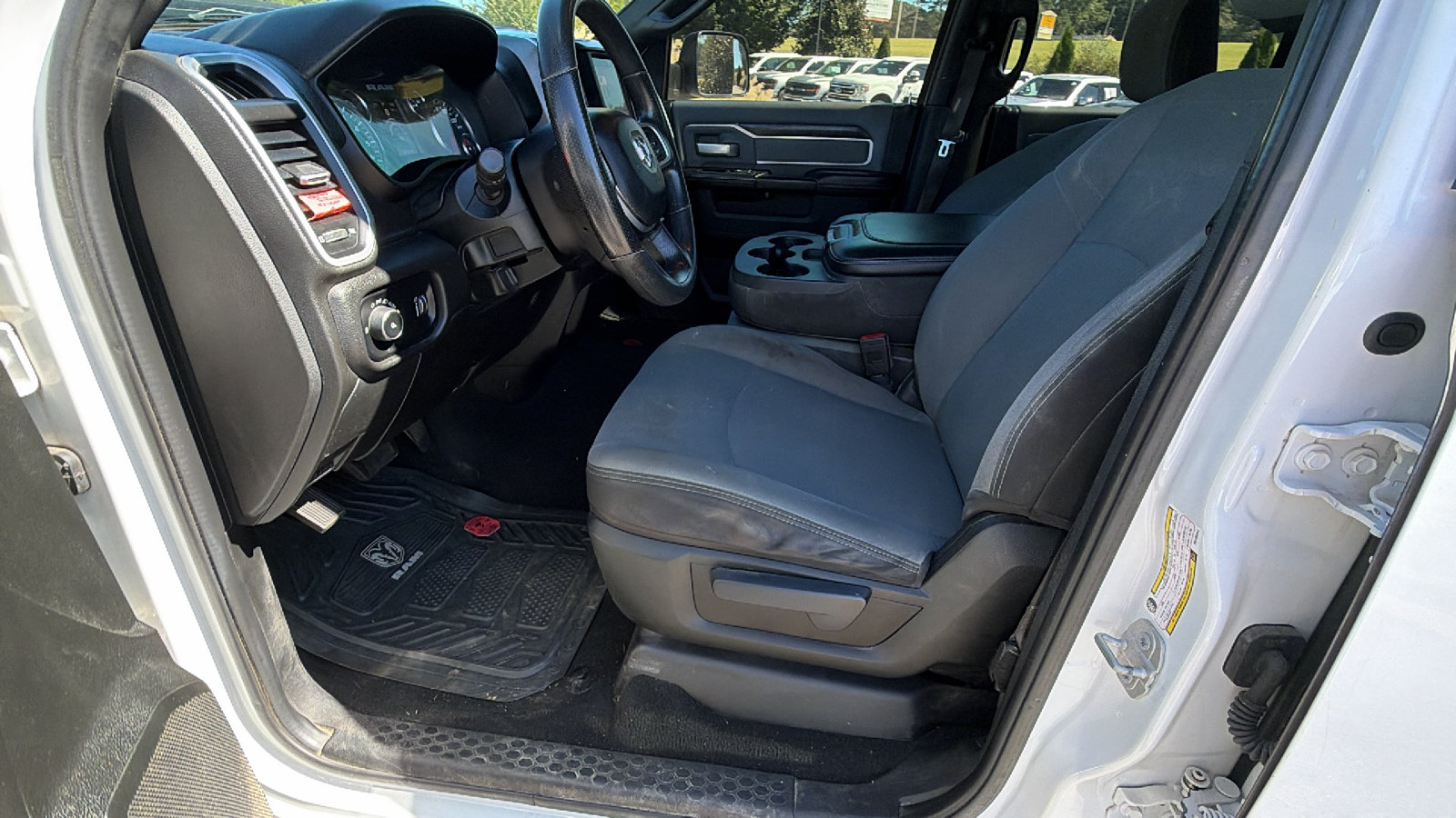 Used 2022 RAM 2500 Big Horn AWD/4WD image 16