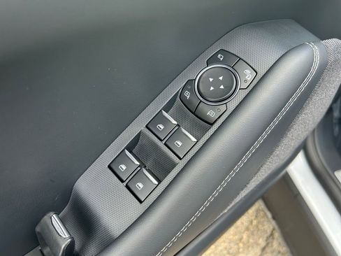 Used 2023 Ford Mustang Mach-E Premium image 23