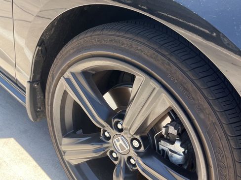 Used 2024 Honda Accord Sport image 47