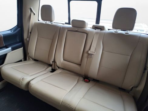 Used 2016 Ford F150 Lariat image 22