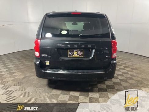 Used 2020 Dodge Grand Caravan SXT FWD image 5