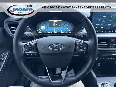 Used 2023 Ford Escape Platinum image 14