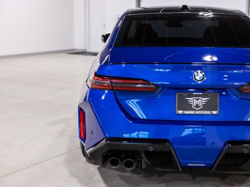 Used 2025 BMW M5 w/ Executive Package image 14