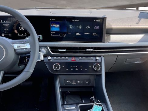 New 2026 Hyundai Sonata SEL FWD image 6