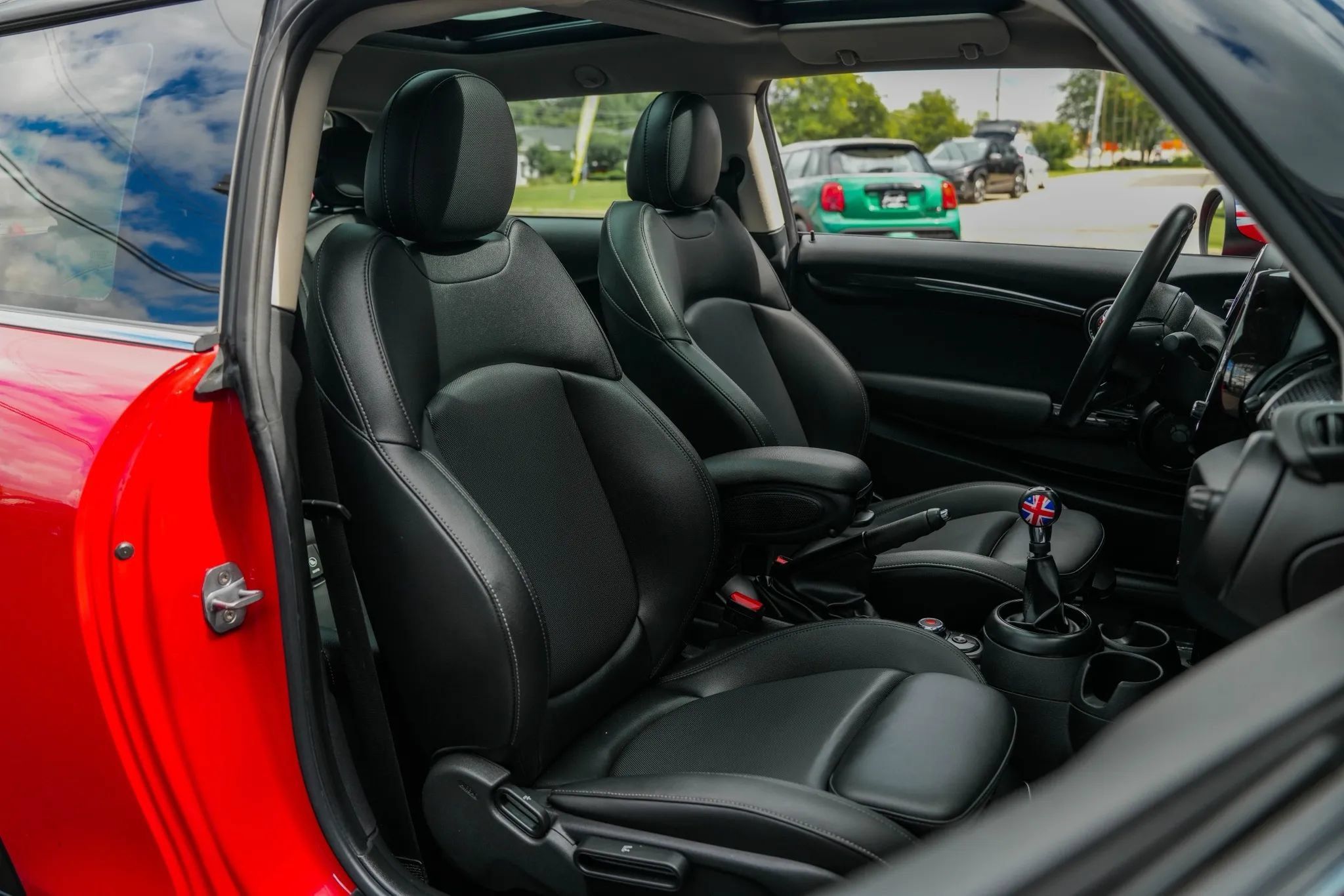 Used 2019 MINI Cooper S FWD image 28