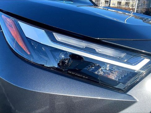 Used 2025 Toyota RAV4 XLE image 27