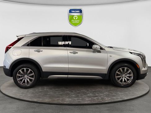 Used 2022 Cadillac XT4 Premium Luxury w/ Safety Alert Package AWD/4WD image 6