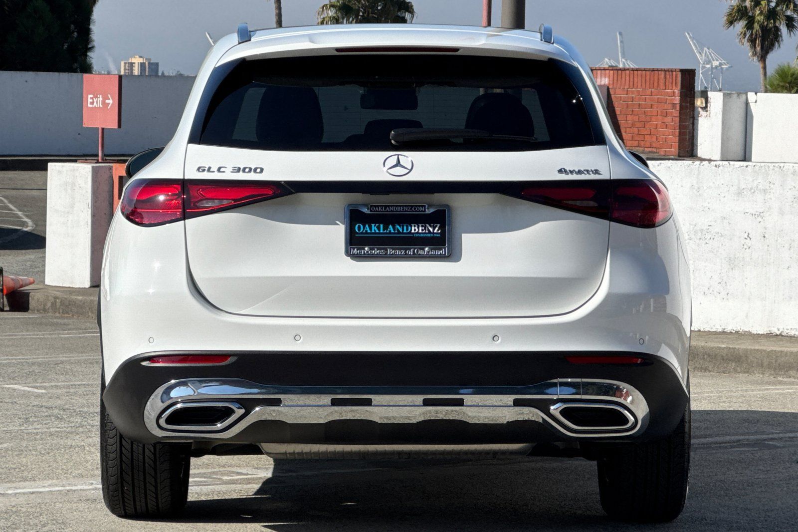 Used 2026 Mercedes-Benz GLC 300 4MATIC image 5