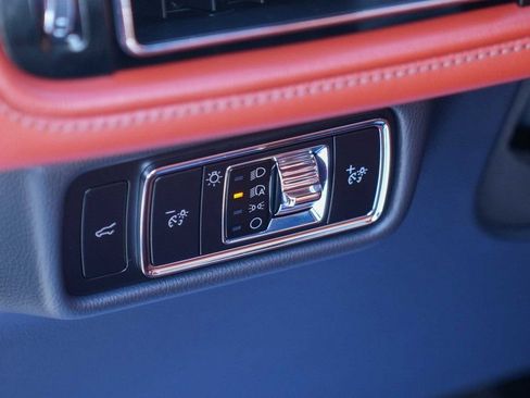 Used 2025 Lincoln Aviator Reserve w/ Jet Appearance Package image 54